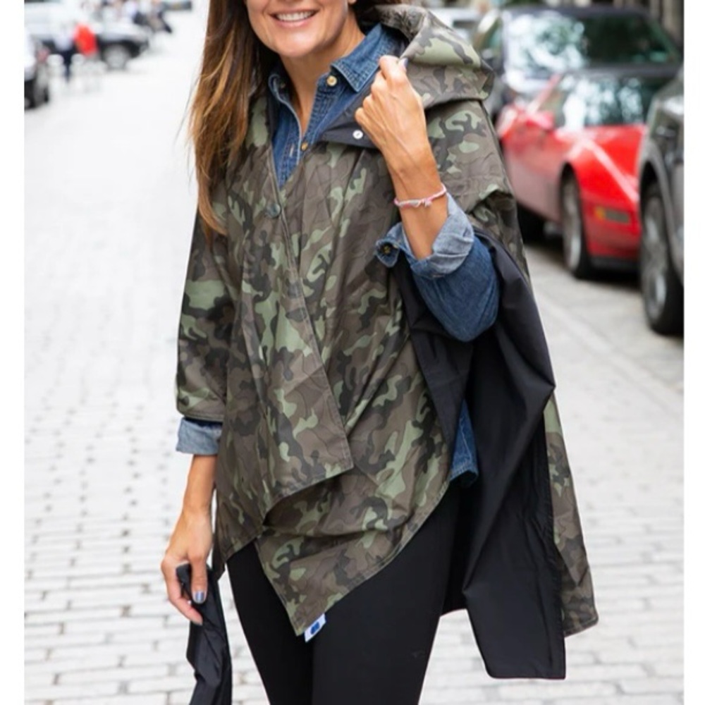 Rainraps Black And Camouflage Reversible Rain Poncho
